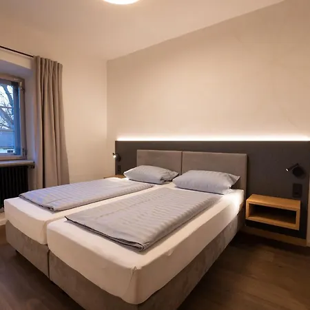 Hotel Alte Zollstation- Historical Building Pittenhart