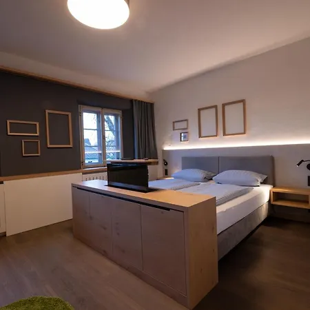 Alte Zollstation- Historical Building 4*