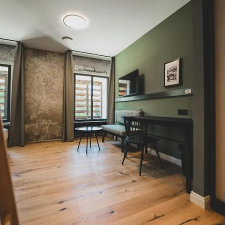 Отель Alte Zollstation- Historical Building 4*