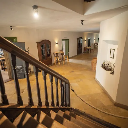 Hotel Alte Zollstation- Historical Building 4*