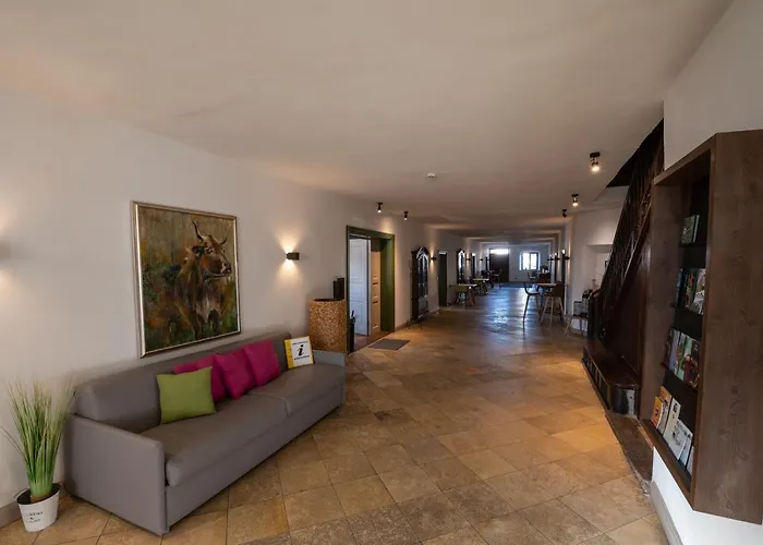 Alte Zollstation- Historical Building מלון