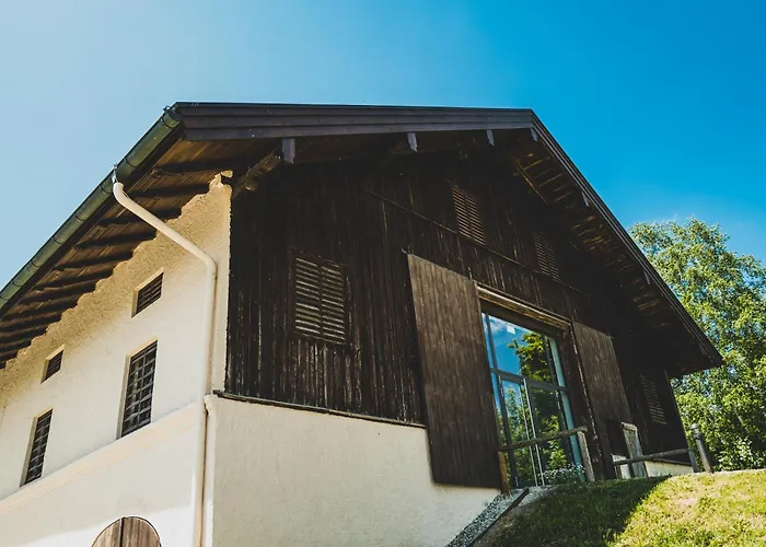 Alte Zollstation- Historical Building מלון Pittenhart
